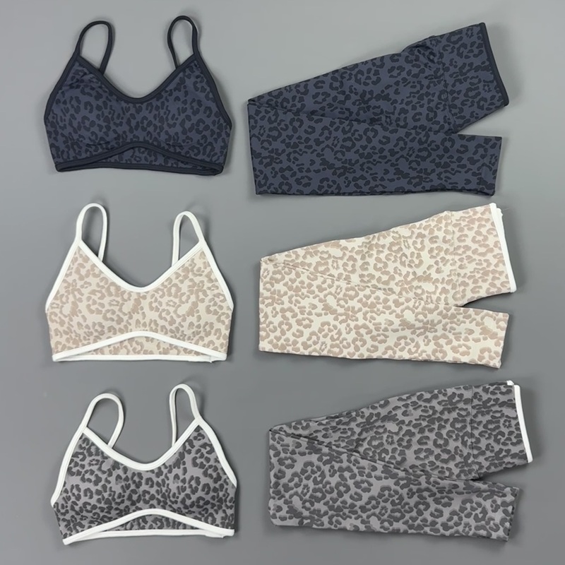 Pilates Yoga Clothes - 2ピースヨガセット レディース レオパード柄 薄型ストラップスポーツブラ ハイウエストヒップアップレギンス シームレスジムピラティスワークアウトウェア