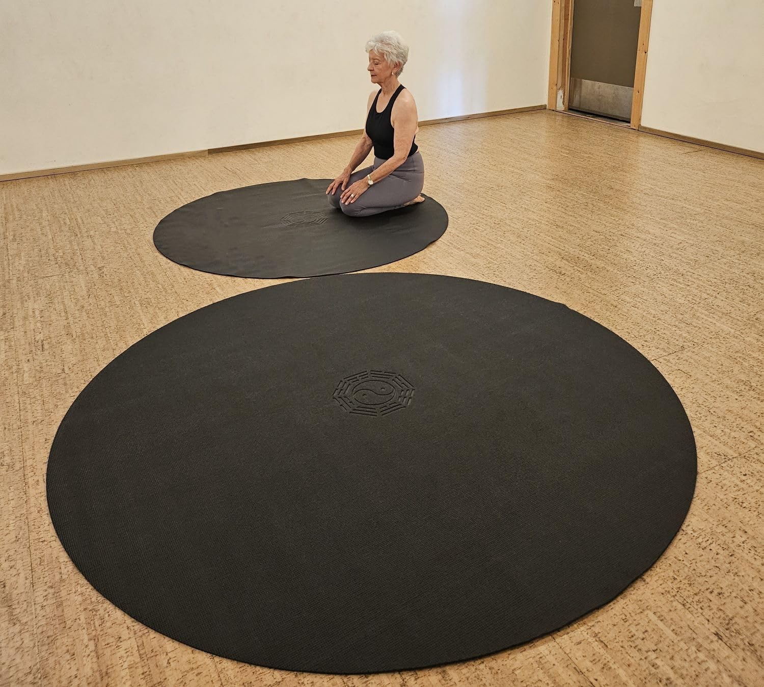 大型円形TPEヨガマット、紫、瞑想、ピラティス、太極拳用 - Pilates Yoga And Tai Chi のレビューと価格