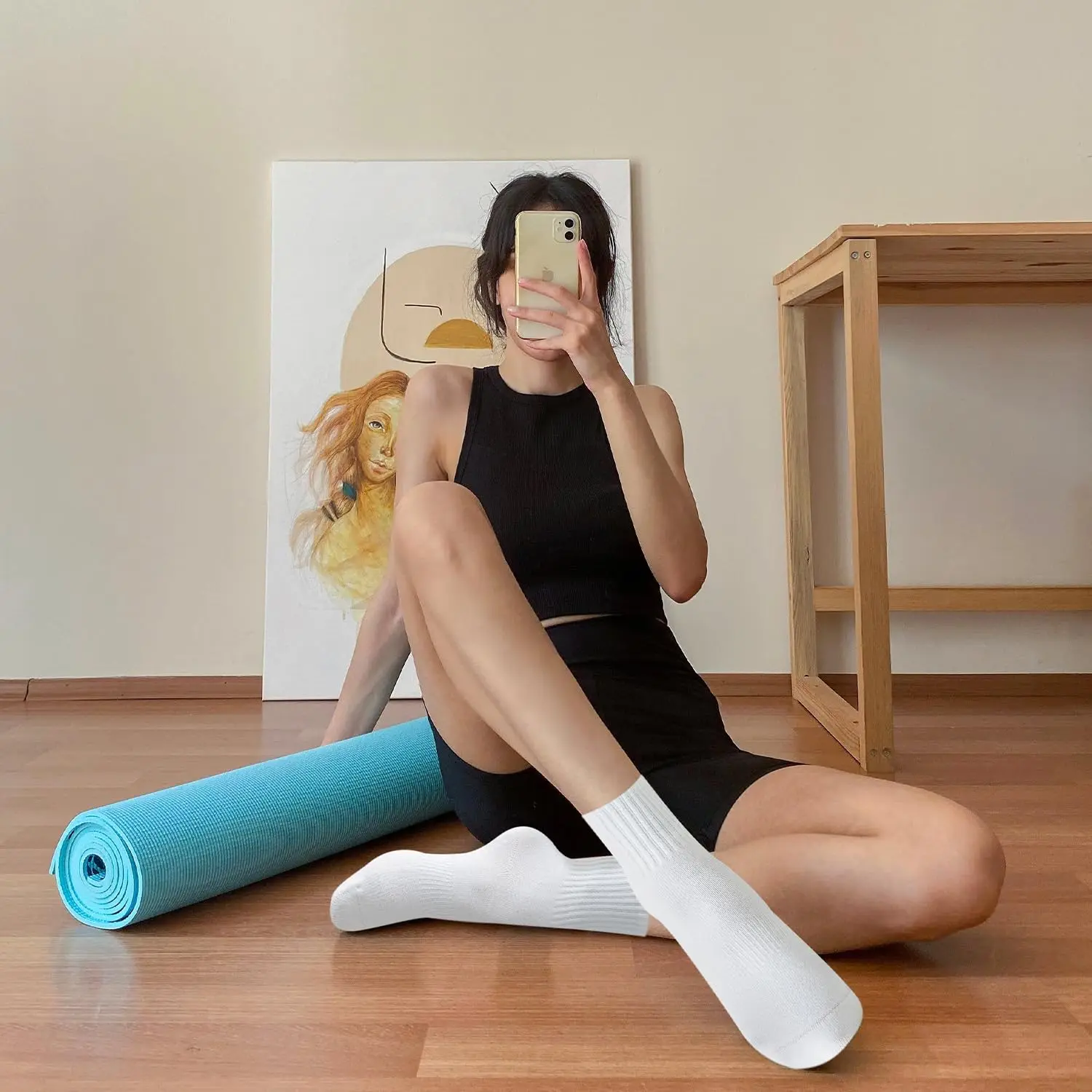 女性用ヨガソックス4足、ソリッドカラーのミッドソール滑り止め - Pilates & Yoga Tina Fehrenbach のレビューと価格